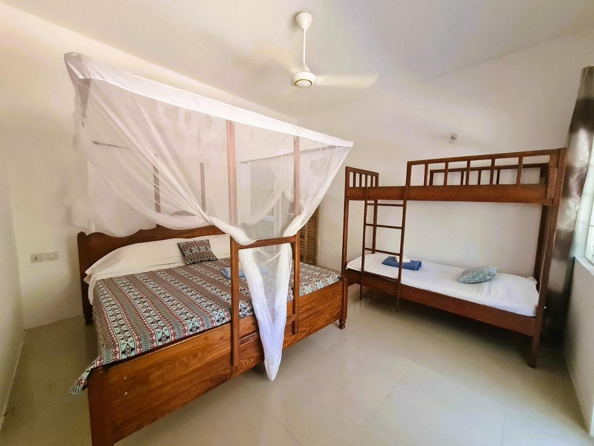 Beachfront Villa Ladha Ya Zanzibar Jambiani  Kültér fotó