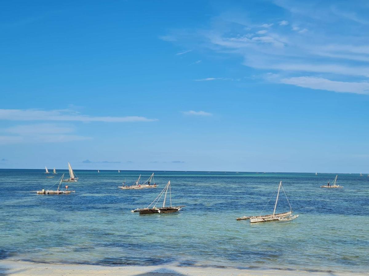 Beachfront Villa Ladha Ya Zanzibar Jambiani  Kültér fotó