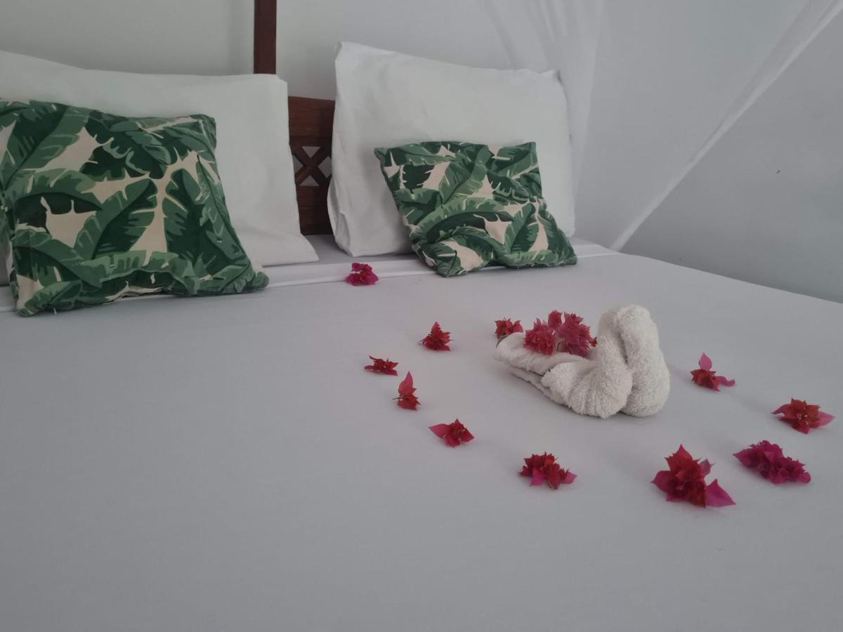 Beachfront Villa Ladha Ya Zanzibar Jambiani  Kültér fotó