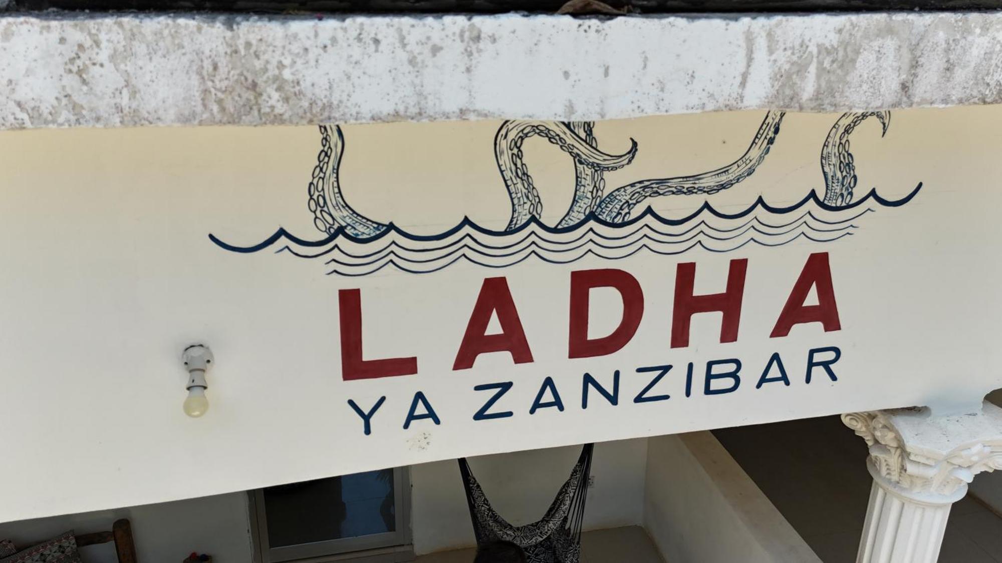 Beachfront Villa Ladha Ya Zanzibar Jambiani  Kültér fotó